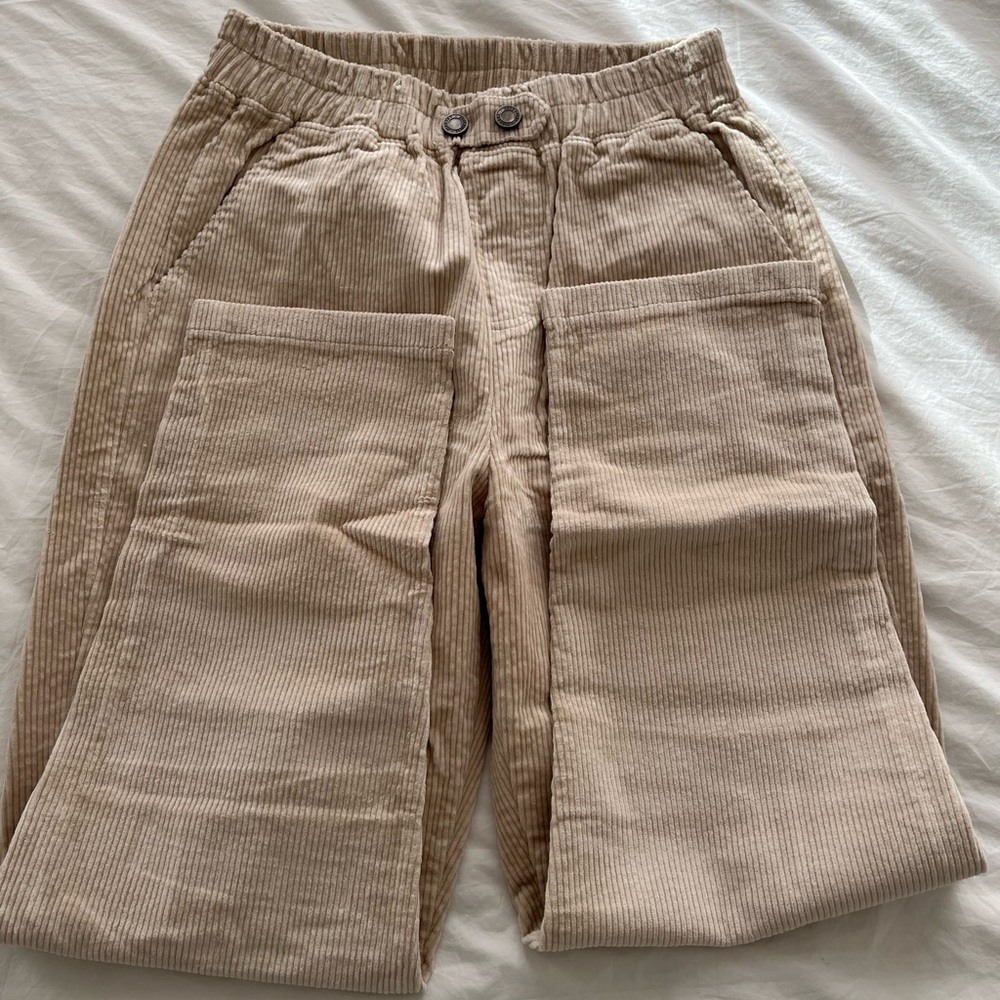 Pigment pull on corduroy pants